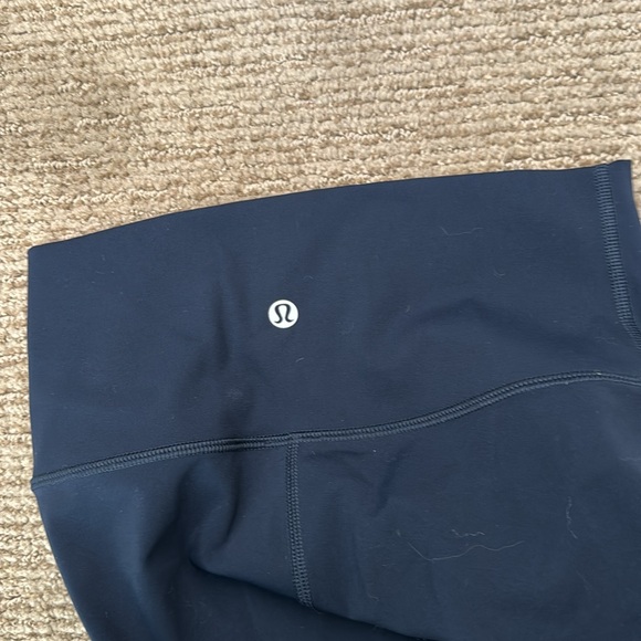 Lululemon wunder under leggings size 4 - Picture 2 of 2